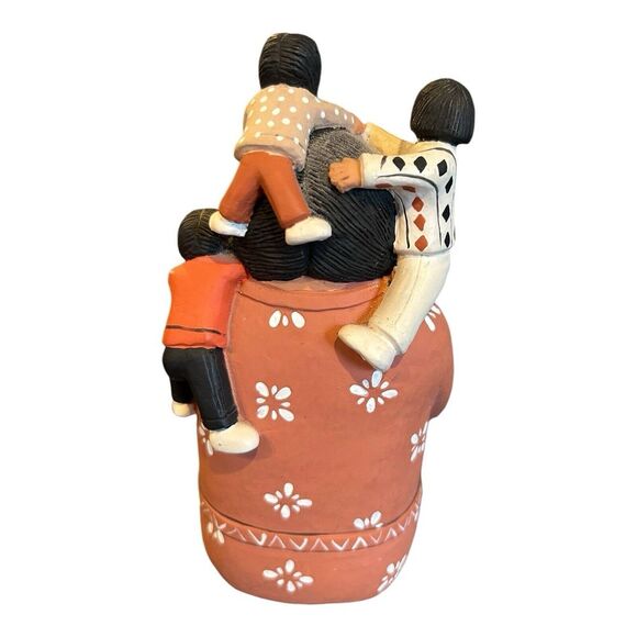Story Teller Pueblo folk art clay figurine w 5 children 6" tall‎ unsigned, tag - Picture 4 of 10